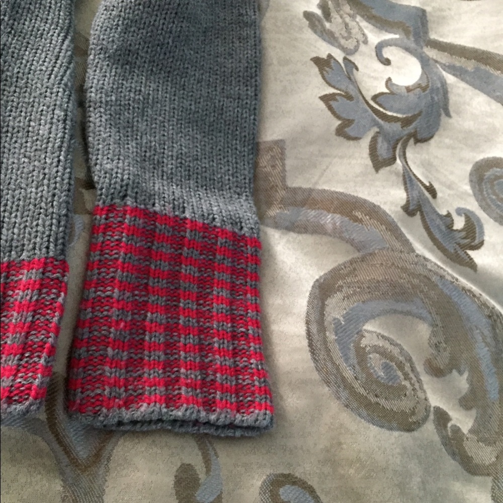 Grane Sweater - Picture 4 of 6